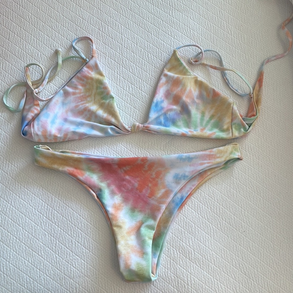 Skatie Bikini (Oahu) size medium